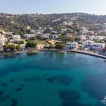 Siridaki 3 Bedroom By The