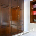 Semesterbostad Siridaki 3 Bedroom By The