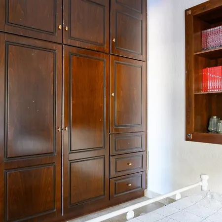 Casa vacanze Siridaki 3 Bedroom By The