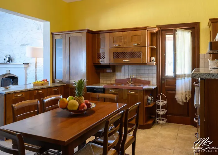 Siridaki 3 Bedroom By The