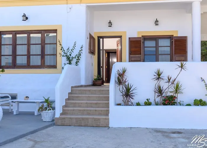 Vakantiehuis Siridaki 3 Bedroom By The *