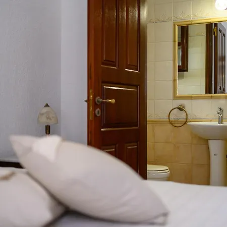 Siridaki 3 Bedroom By The Holiday home Agia Marina (Leros)
