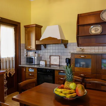 Holiday home Siridaki 3 Bedroom By The Agia Marina (Leros)