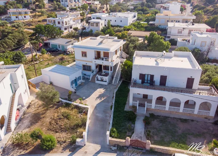 Siridaki 3 Bedroom By The