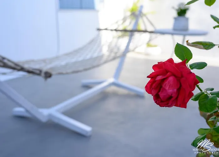 Siridaki 3 Bedroom By The