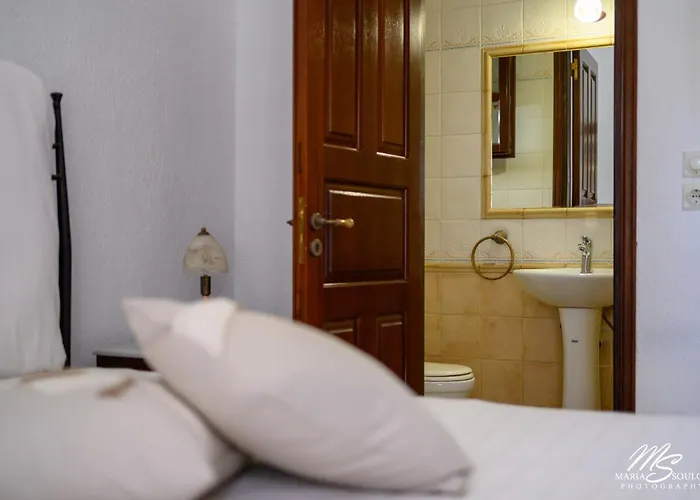 Siridaki 3 Bedroom By The בית נופש אגיה מרינה