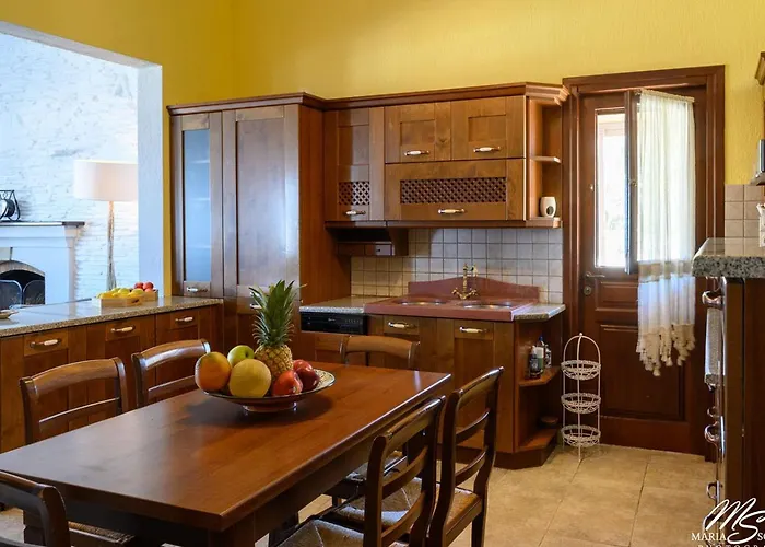 Siridaki 3 Bedroom By The